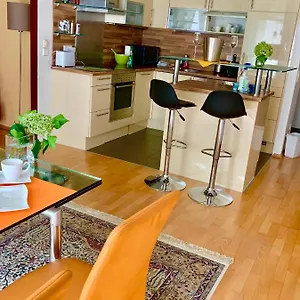 Luxurious Incl Garage And Terrace , Vienna Austria