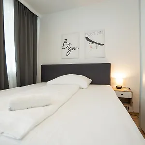 Charming With Balcony, Close To Stephansdom Cathedral , Vienna Austria