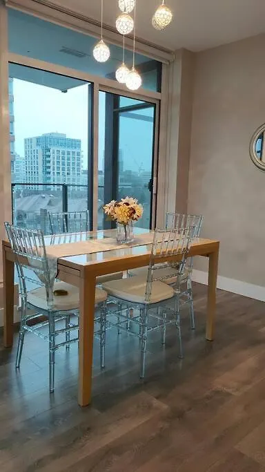 Luxious Downtown Victoria Condo In The Legato