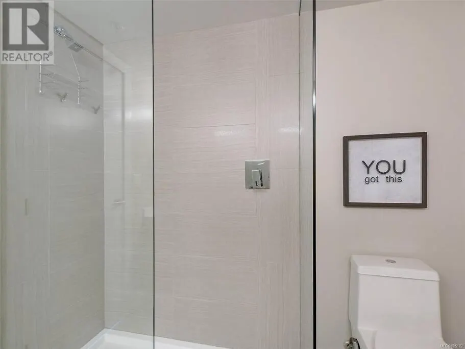Luxious Downtown Victoria Condo In The Legato