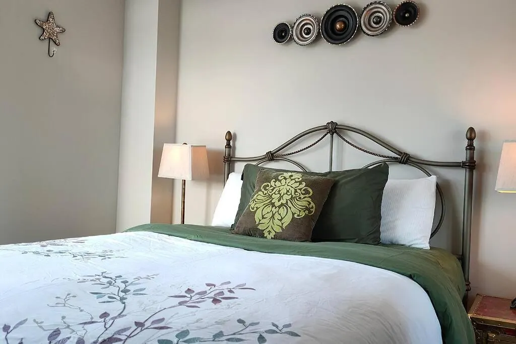 Luxious Downtown Victoria Condo In The Legato Appartement